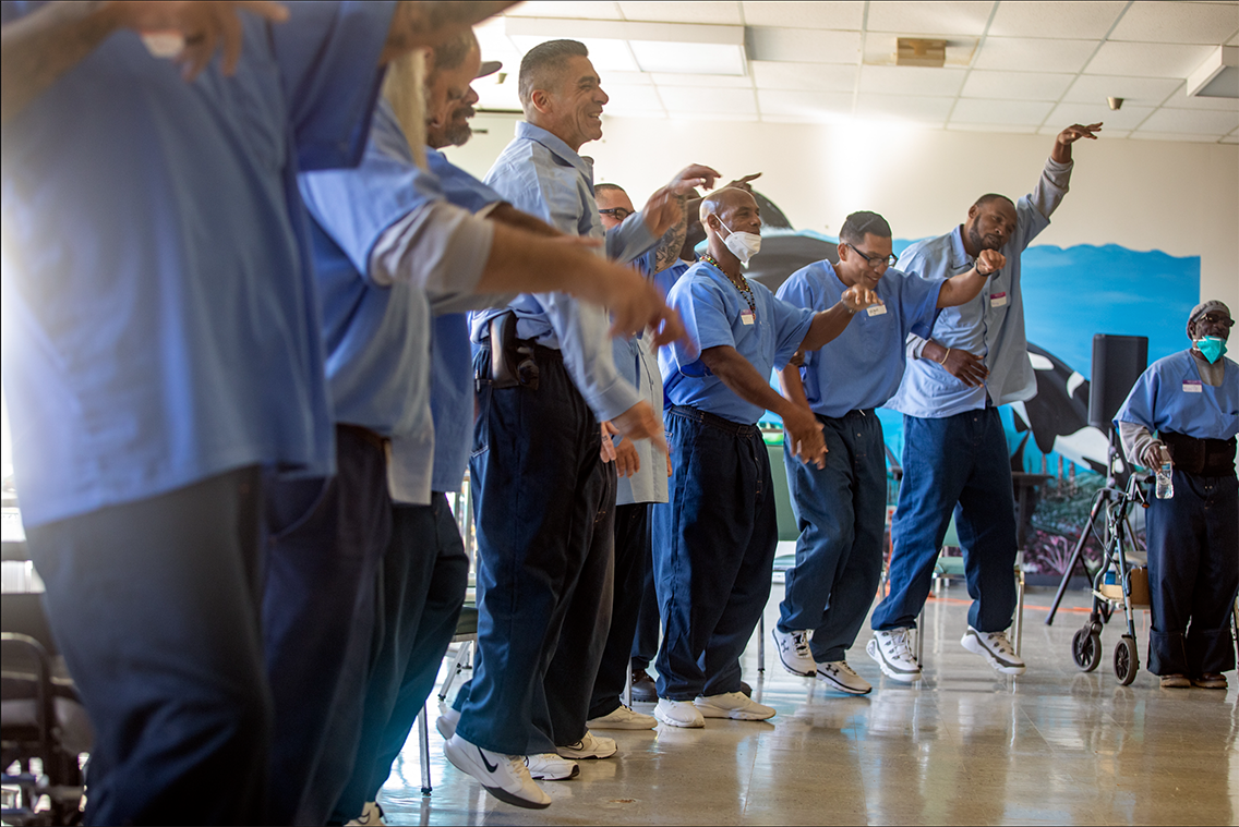 Everyone on off their feet!